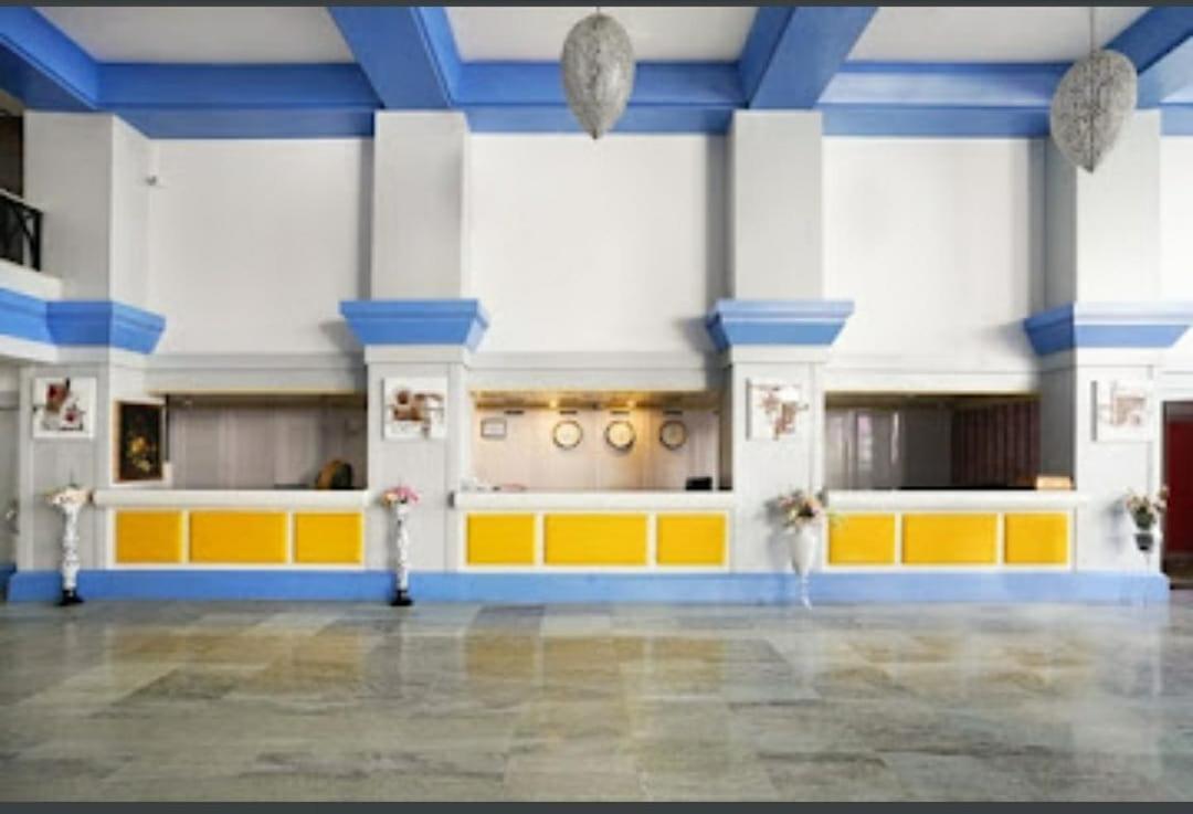 Royal Palms Hotel Bombay Extérieur photo